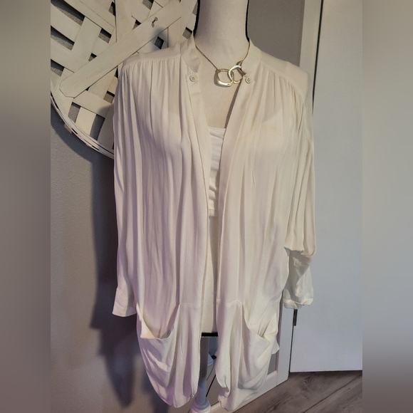 Urban Outfitter CORE white blazer - Picture 1 of 6